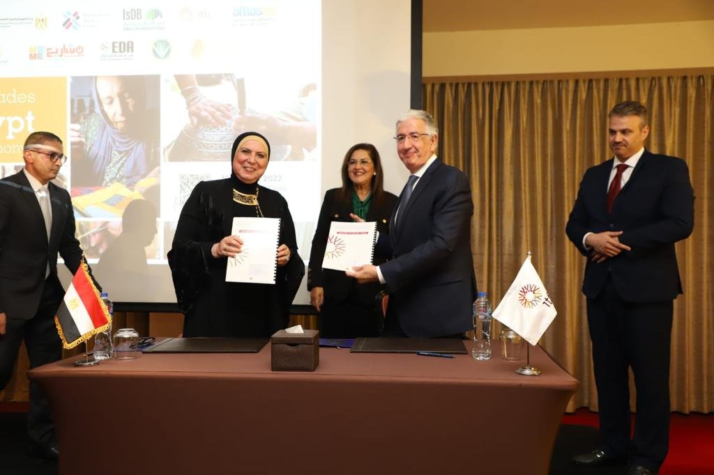 جهاز تنمية المشروعات يستهدف فتح الأسواق العالمية أمام المنتجات المصرية التراثية جهاز تنمية المشروعات يستهدف فتح الأسواق العالمية أمام المنتجات المصرية التراثية