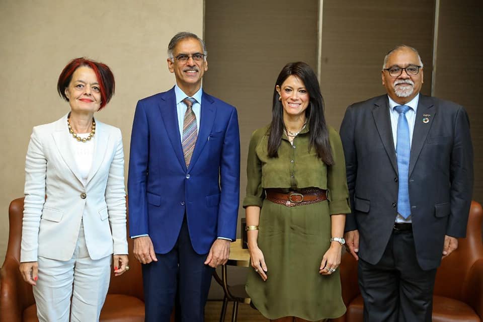 الحكومة المصرية و"الأغذية العالمي" يبحثان تعزيز التعاون المشترك في مجال التغذية المدرسية الحكومة المصرية و"الأغذية العالمي" يبحثان تعزيز التعاون المشترك في مجال التغذية المدرسية