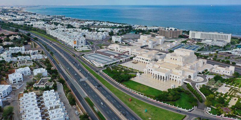 موديز للتصنيف الائتماني ترفع النظرة المستقبلية لسلطنة عُمان من مستقرة إلى إيجابية موديز للتصنيف الائتماني ترفع النظرة المستقبلية لسلطنة عُمان من مستقرة إلى إيجابية