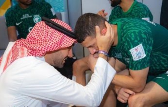 أول تعليق لوزير الرياضة السعودي بعد هزيمة منتخب بلاده أمام بولندا