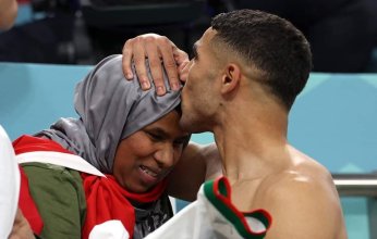 صورة مؤثرة لحكيم زياش بعد فوز المغرب علي بلجيكا