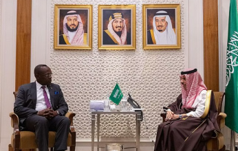 وزير الخارجية السعودي يستقبل نائب رئيس وزراء جزر البهاما
