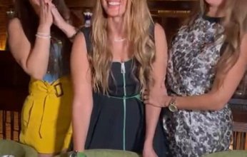 محمد رمضان يحتفل بعيد ميلاد شقيقة الفنانة زينة في كواليس مسلسل"العمدة"