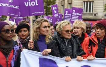 آلاف يحتجون في إسبانيا للمطالبة بإنهاء العنف ضد المرأة