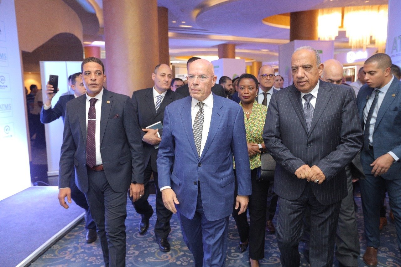 وزير قطاع الأعمال يفتتح معرض Destination Africa2022 في نسخته السادسة وزير قطاع الأعمال يفتتح معرض Destination Africa2022 في نسخته السادسة