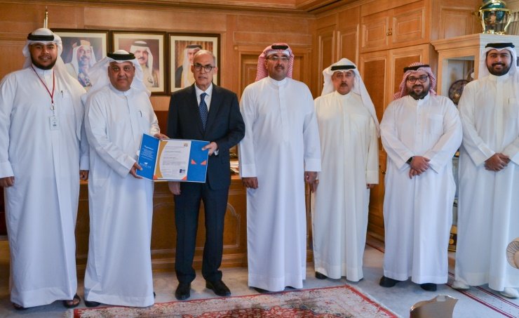 مصرف البحرين المركزي يحصل على شهادة آيزو لأمن المعلومات المجددة مصرف البحرين المركزي يحصل على شهادة آيزو لأمن المعلومات المجددة