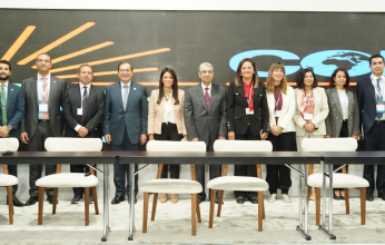 وزيرة التخطيط المصرية تشهد توقيع اتفاقيات بقيمة 83 مليار دولار في قطاع الطاقة المتجددة