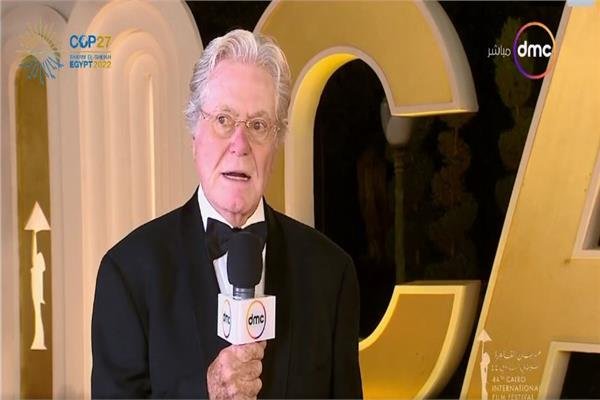حسين فهمى: جبنا أفلام من جميع بلدان العالم وسيتم تكريم عدد كبير من الفنانين حسين فهمى: جبنا أفلام من جميع بلدان العالم وسيتم تكريم عدد كبير من الفنانين