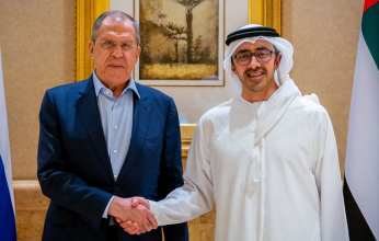 وزير خارجية الإمارات يستقبل نظيره الروسي