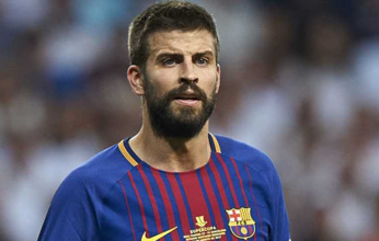 بيكيه يعلن رسمياً رحيله عن برشلونة