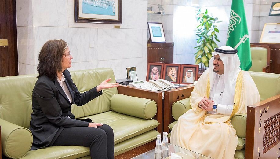نائب أمير الرياض يستقبل سفيرة الدنمارك لدى المملكة نائب أمير الرياض يستقبل سفيرة الدنمارك لدى المملكة