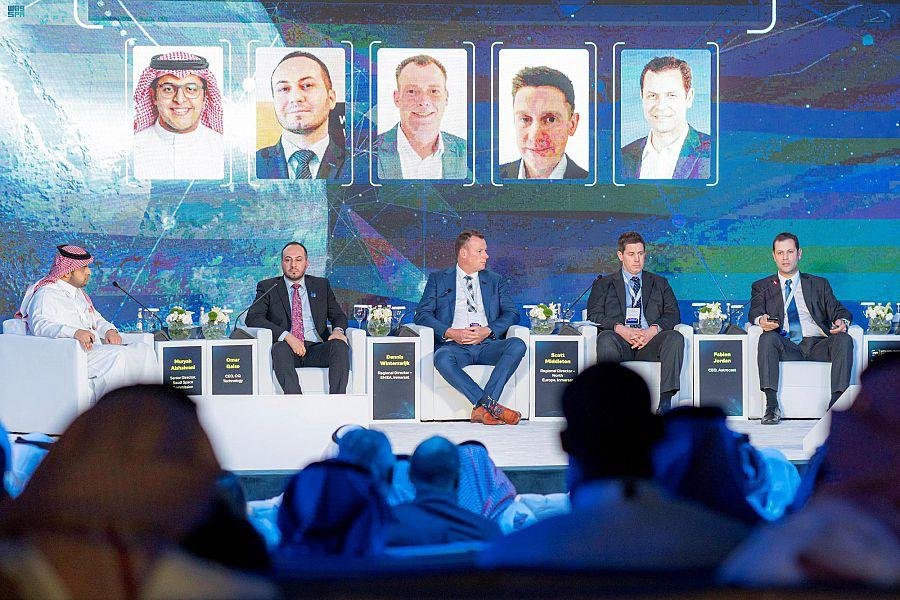 هيئة الاتصالات السعودية تستعرض تجاربها في توفير خدمات الشبكات غير الأرضية هيئة الاتصالات السعودية تستعرض تجاربها في توفير خدمات الشبكات غير الأرضية