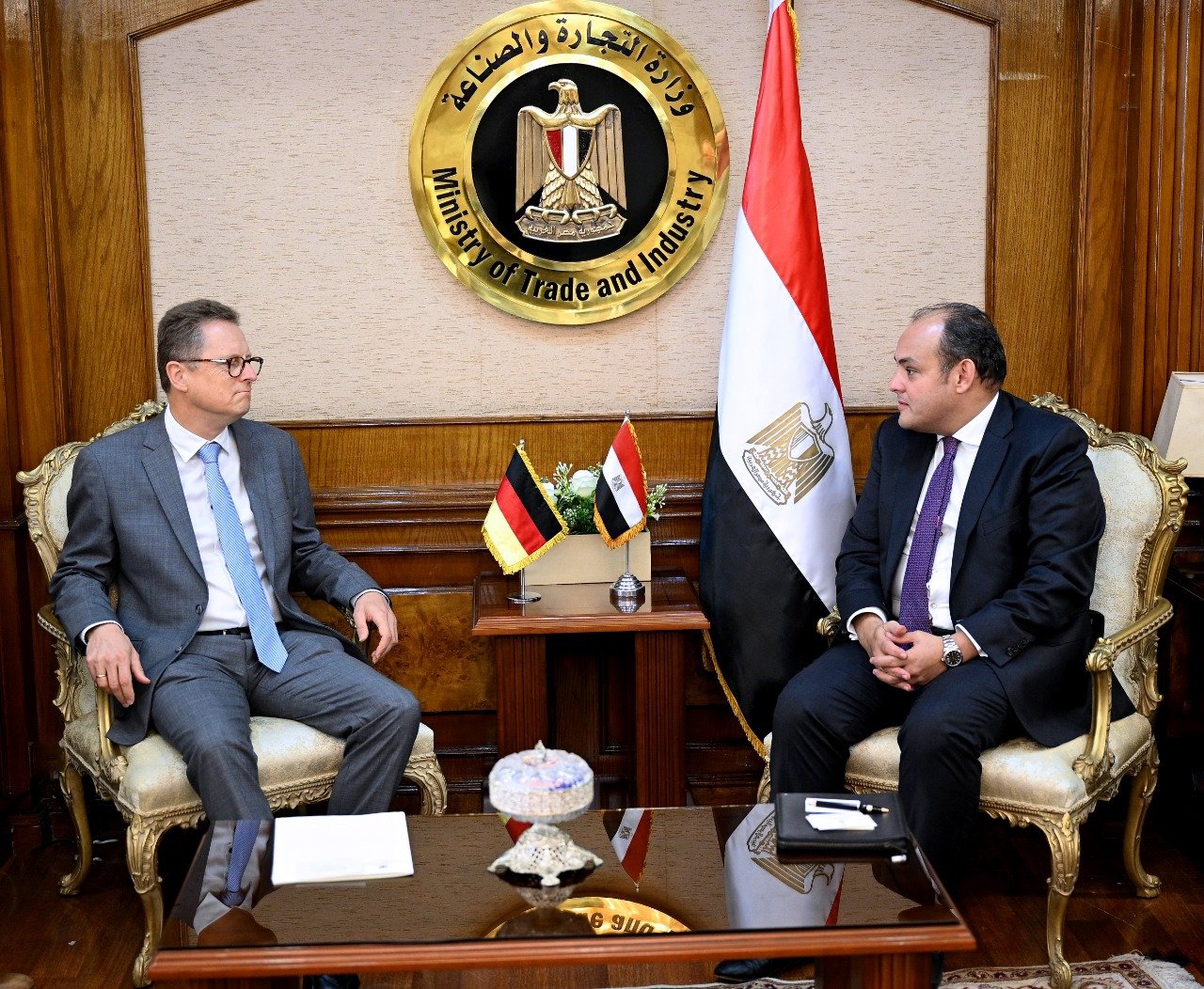 مباحثات مصرية ألمانية حول تعزيز الشراكة الاقتصادية بين البلدين مباحثات مصرية ألمانية حول تعزيز الشراكة الاقتصادية بين البلدين