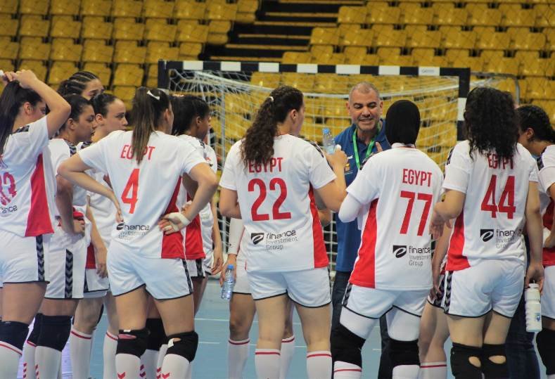 منتخب مصر لسيدات كرة اليد يواجه الخاسر من لقاء الكاميرون و السنغال منتخب مصر لسيدات كرة اليد يواجه الخاسر من لقاء الكاميرون و السنغال