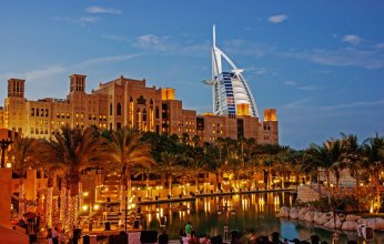 غائم جزئيا.. حالة الطقس ودرجات الحرارة المتوقعة في الإمارات غدًا