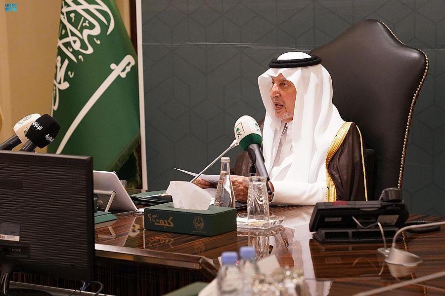أمير مكة يعلن أسماء الفائزين بجائزة الأمير عبد الله الفيصل للشعر العربي أمير مكة يعلن أسماء الفائزين بجائزة الأمير عبد الله الفيصل للشعر العربي