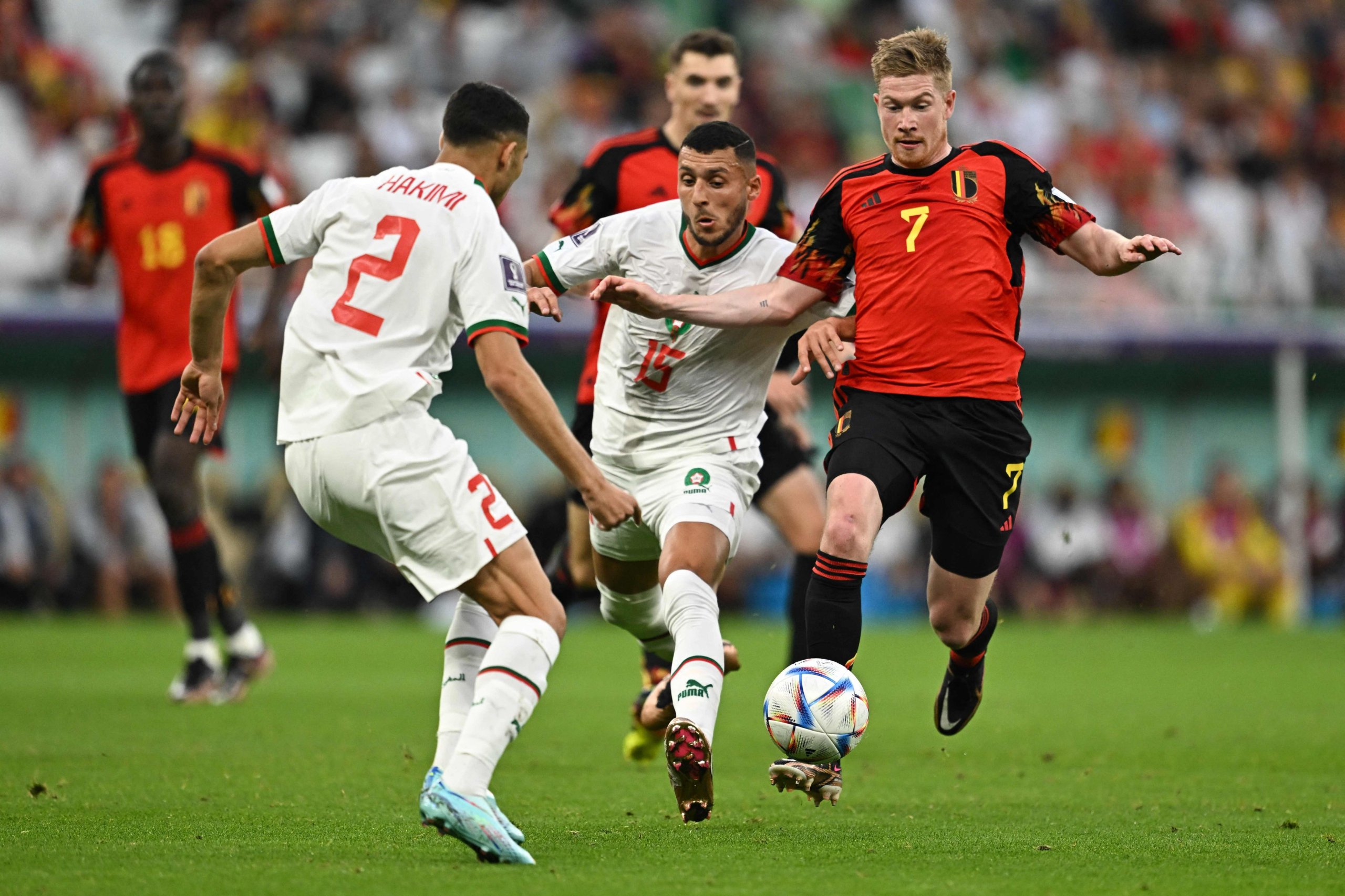 تعادل سلبي بين المغرب وبلجيكا في الشوط الأول تعادل سلبي بين المغرب وبلجيكا في الشوط الأول