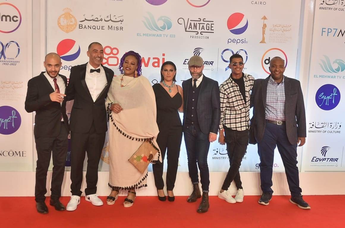 "بعيدًا عن النيل" يحصد جائزة أحسن فيلم غير روائي بمسابقة آفاق السينما العربية "بعيدًا عن النيل" يحصد جائزة أحسن فيلم غير روائي بمسابقة آفاق السينما العربية