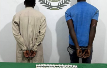 القبض على شخصين بحوزتهما 1.8 كجم من الكوكايين في جدة