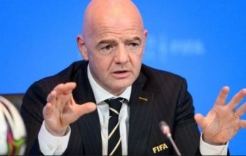 رئيس الفيفا يفجر مفاجأة بشأن إيرادات مونديال قطر 2022