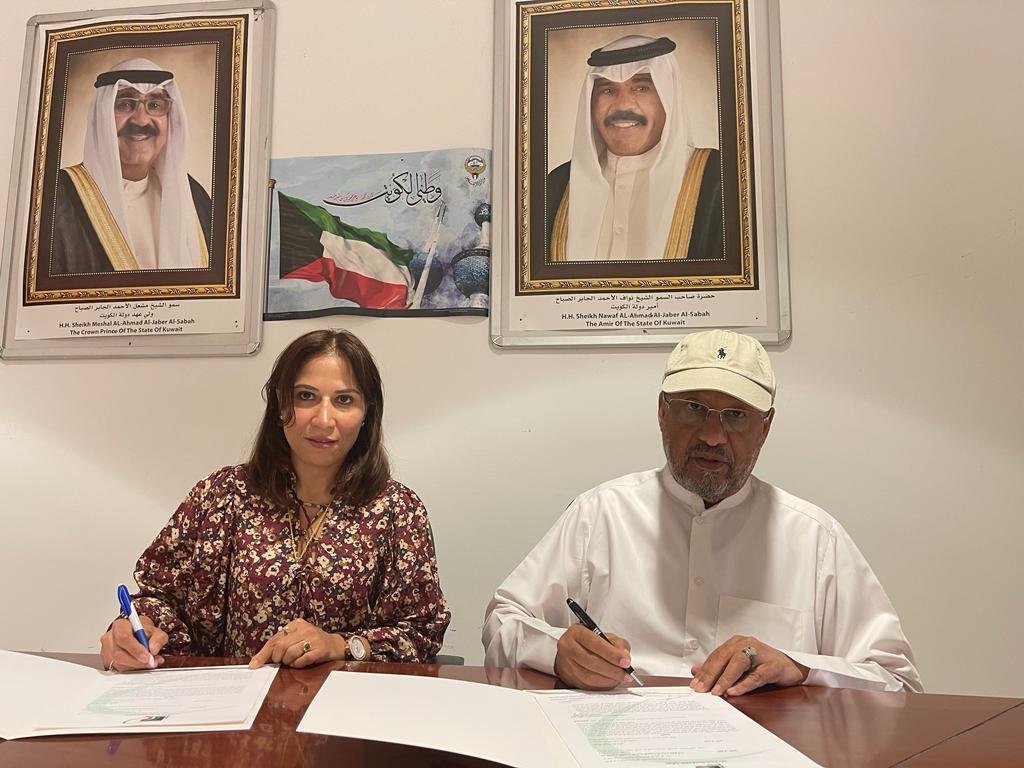 "بيت الكويت العالمية " و"لويدز بريتيش البريطانية" يوقعان اتفاقية في مجال التدريب والتطوير "بيت الكويت العالمية " و"لويدز بريتيش البريطانية" يوقعان اتفاقية في مجال التدريب والتطوير