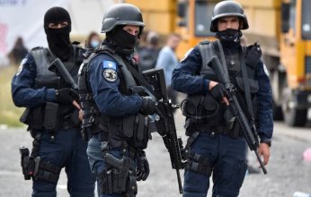 الشرطة الصربية تعتقل جنرالاً بالجيش الأفغاني وقناصاً مطلوبَين لدى فرنسا
