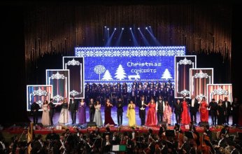 نجوم الأوبرا تحتفل بالعام الجديد علي المسرح الصغير