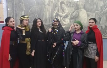 طلاب كلية الفنون الجميلة بالأقصر ينظمون حفلة تنكرية.. وعميد الكلية: نهدف لتمكين الطلاب ومحاربة الفكر المتطرف