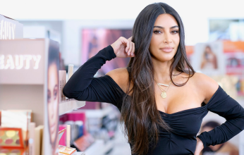 من أجل أطفالها الأربعة.. .. كيم كارداشيان مضطرة للتقارب مع زوجة طليقها