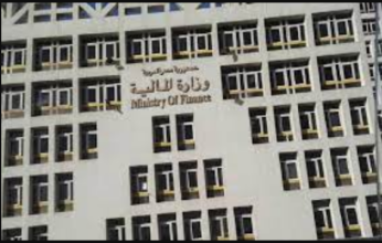 «المالية» بالتنسيق مع «الرقابة الإدارية» تكشف موظفًا استولى على ١٧، ٧ مليون جنيه