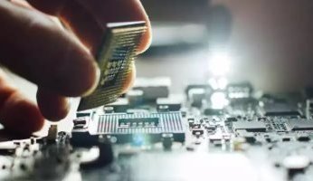 شركة TSMC تعلن بناء مصنع رقاقات ثان لتلبية الطلب على أشباه الموصلات فى الولايات المتحدة