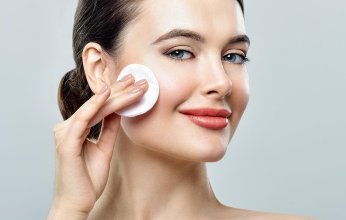 تنظيف البشرة بوصفات طبيعية قبل النوم