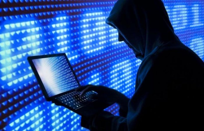 أحترس.. تطبيقات على الهواتف والأجهزة الذكية تتسبب في سرقة الهوية الرقمية أحترس.. تطبيقات على الهواتف والأجهزة الذكية تتسبب في سرقة الهوية الرقمية