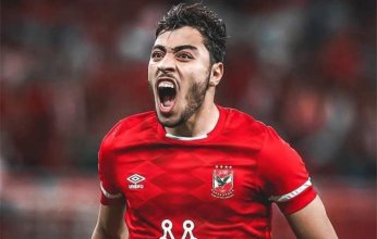 الأهلي المصري يرحب برحيل اللاعب أكرم توفيق للدوري القطري
