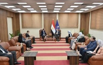 رئيس هيئة الدواء المصرية يستقبل السفير البريطاني بالقاهرة