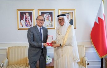 وزير الخارجية البحريني يستقبل سفير جمهورية الصين الشعبية بمناسبة انتهاء فترة عمله