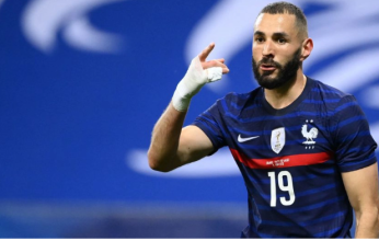 رسميًا.. بنزيما يعلن اعتزاله وينهي مسيرته مع المنتخب الفرنسي