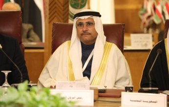 رئيس البرلمان العربي: تمزيق نسخة من المصحف الشريف بهولندا يشكل تحد سافر للعالم الإسلامي