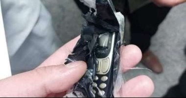 مصر: استخراج هاتف محمول من بطن مريض مصر: استخراج هاتف محمول من بطن مريض