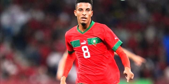 برشلونة يسعى لضم المغربي أوناحي بعد تألقه فى المونديال برشلونة يسعى لضم المغربي أوناحي بعد تألقه فى المونديال
