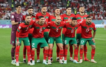 ملك المغرب يهنئ منتخب بلاده بالتأهل لربع نهائي كأس العالم