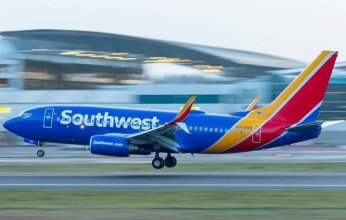 الطقس السيء يتسبب في إلغاء آلاف الرحلات الجوية في الولايات المتحدة