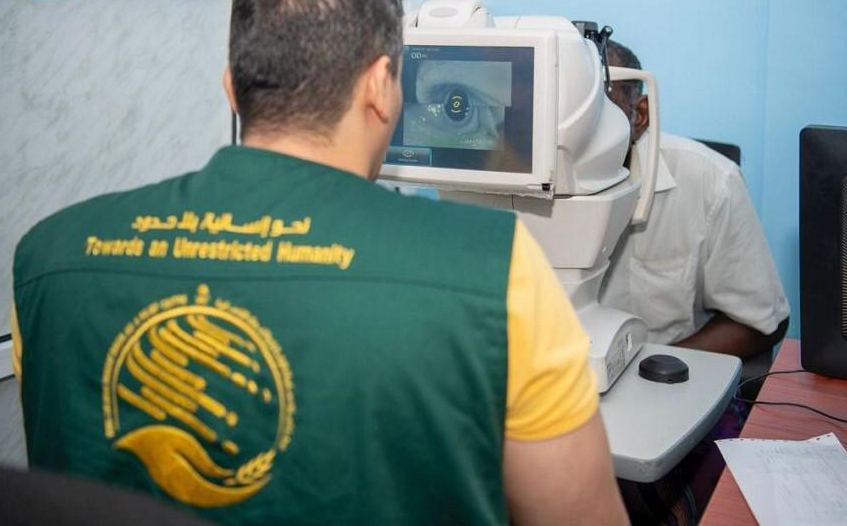 مركز الملك سلمان للإغاثة يدشن المخيم الطبي للعمليات الجراحية المختلفة بأرخبيل في اليمن مركز الملك سلمان للإغاثة يدشن المخيم الطبي للعمليات الجراحية المختلفة بأرخبيل في اليمن