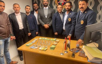 جمارك مطار الغردقة الدولي تضبط محاولة تهريب نقد أجنبى وسبائك ذهبية