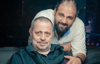 بالفيديو.. بطلب من جورج وسوف.. شيخ يتلو القرآن في عزاء نجله "وديع"