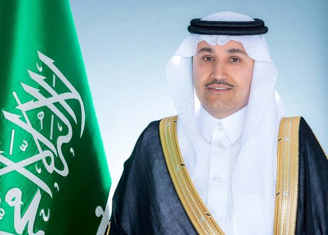 الجاسر: استراتيجية النقل تتضمن استثمارات ضخمة تتجاوز 600 مليار ريال الجاسر: استراتيجية النقل تتضمن استثمارات ضخمة تتجاوز 600 مليار ريال