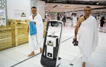 رئاسة شؤون الحرمين تعزز خدماتها لتهيئة البيئة الصحية بالمسجد الحرام