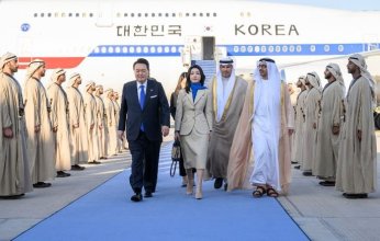 رئيس كوريا الجنوبية يصل الإمارات في زيارة "دولة"
