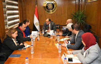 وزير التجارة يبحث مع البنك الدولي الأطر العامة للاستراتيجية الوطنية لتطوير الصناعة المصرية