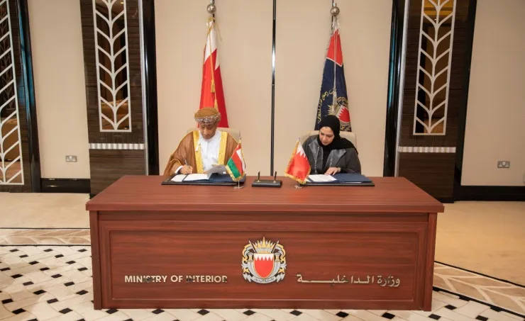مملكة البحرين وسلطنة عمان توقعان اتفاقية في مجال مكافحة غسل الأموال وتمويل الإرهاب مملكة البحرين وسلطنة عمان توقعان اتفاقية في مجال مكافحة غسل الأموال وتمويل الإرهاب